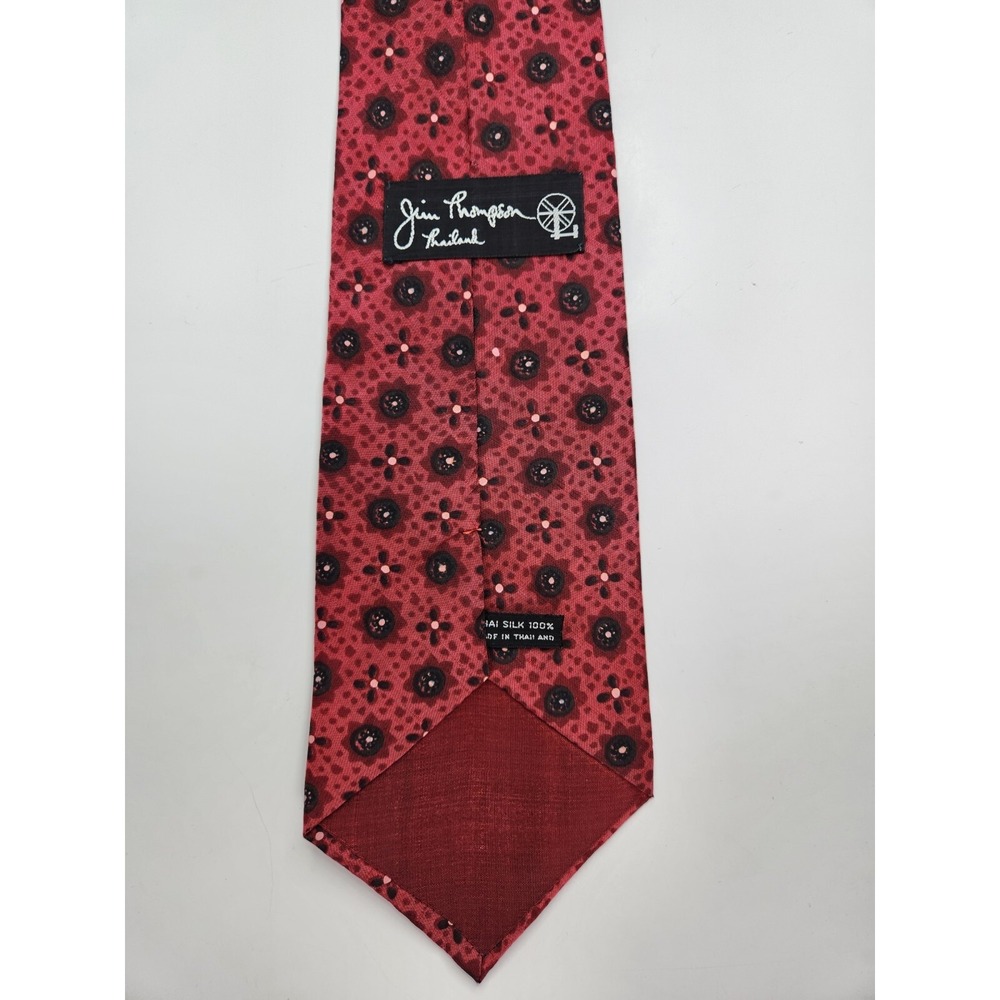 Jim Thompson Dot Design Silk Tie Red Made in Thailand 54"‎ X 4.5 " - Picture 4 of 7